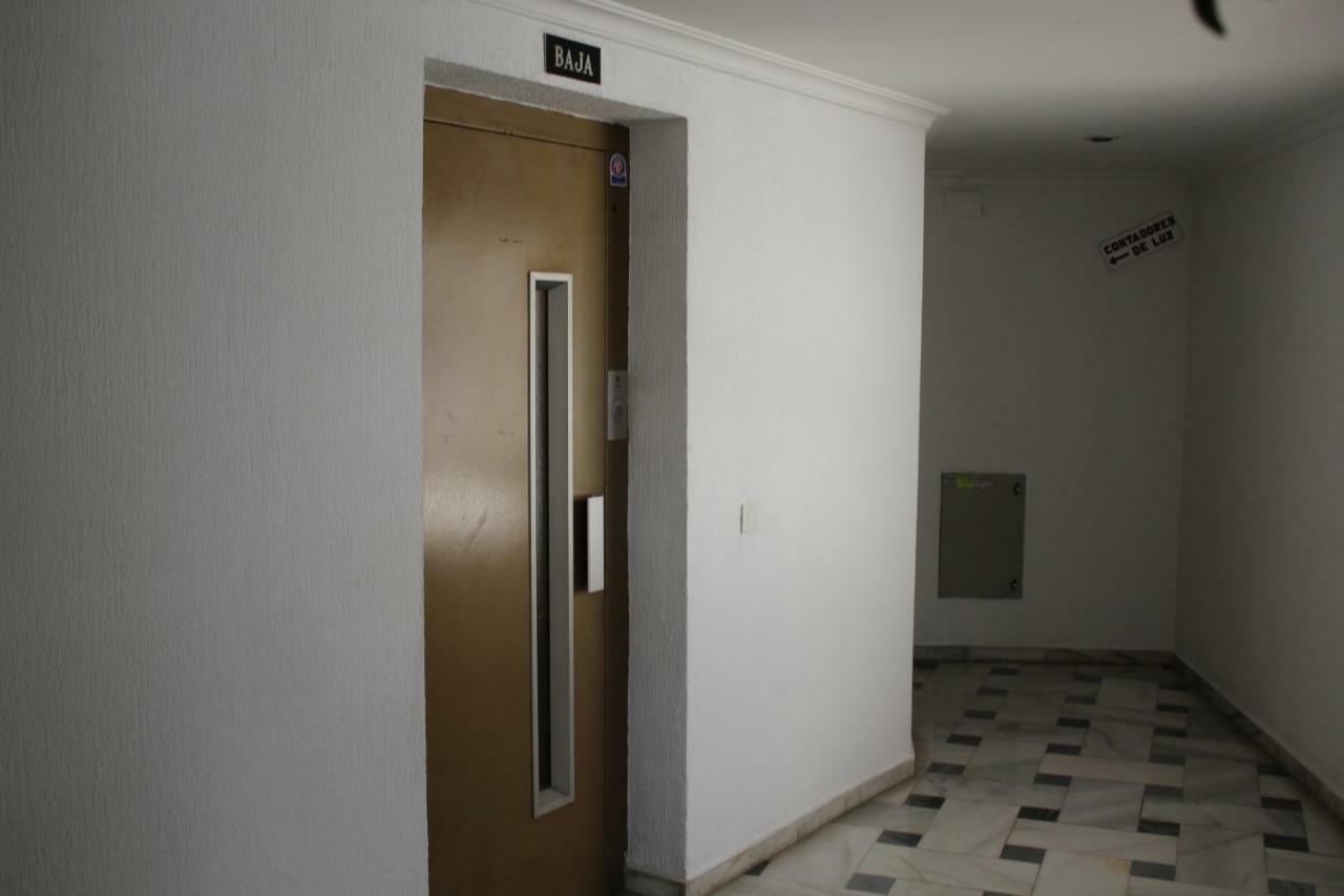 מאלגה Apartamento Con Parking Gratuito מראה חיצוני תמונה
